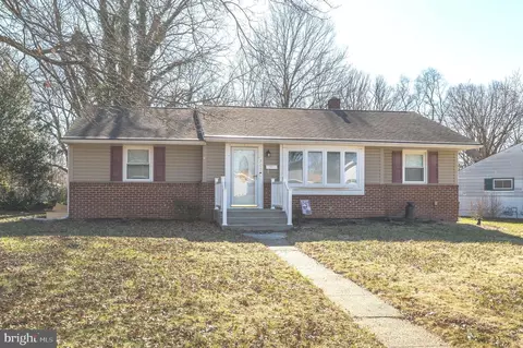 705 Catalina Dr, Somerdale, NJ 08083