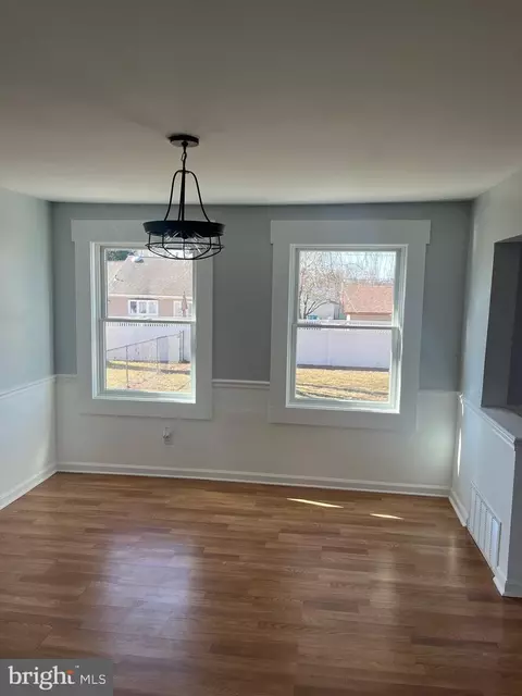 Dining - 112 11th Ave, Glendora, NJ 08029 photo 1 of 1