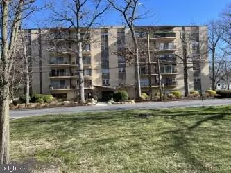 208 Chestnut Pl #208, Cherry Hill, NJ 08002