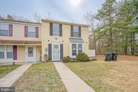 213 Vista Ct, Sicklerville, NJ 08081