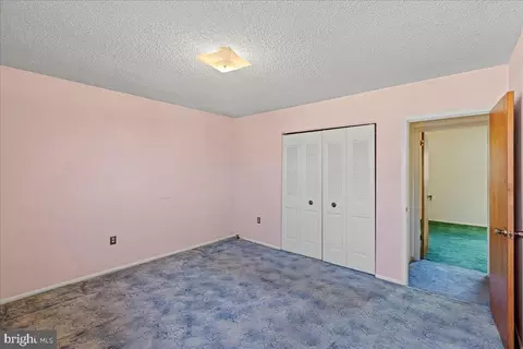 Bedroom - 14 Spring Hill Dr, Clementon, NJ 08021 photo 2 of 4