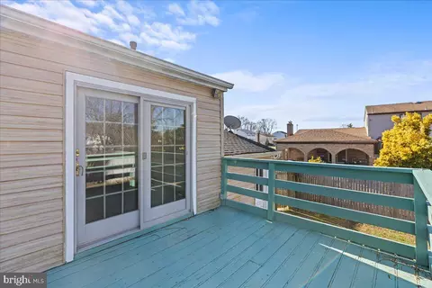 Exterior - 14 Spring Hill Dr, Clementon, NJ 08021 photo 4 of 5