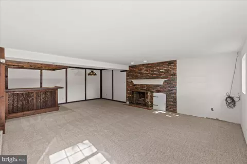 Living - 14 Spring Hill Dr, Clementon, NJ 08021 photo 1 of 1