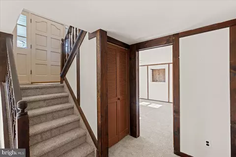 Entry Way - 14 Spring Hill Dr, Clementon, NJ 08021 photo 2 of 2