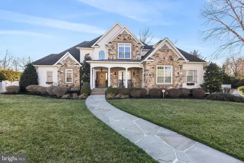 40 Oak Ave, Haddonfield, NJ 08033