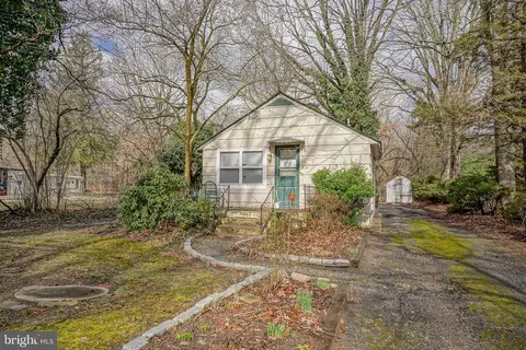 618 Johnson Rd, Sicklerville, NJ 08081