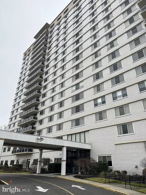 1840 406 6 Frontage Rd #406, Cherry Hill, NJ 08034