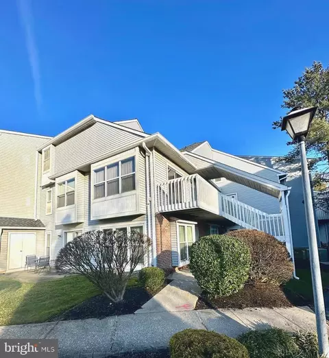 413 Park Place Dr, Cherry Hill, NJ 08002