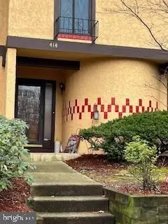 414 Sonora Ln, Sicklerville, NJ 08081
