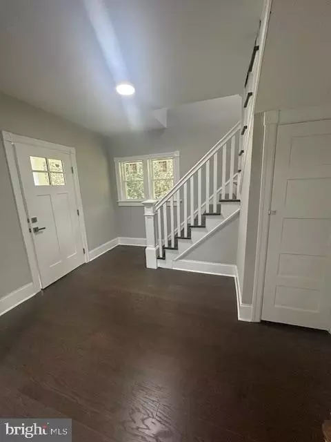Entry Way - 401 Laurel Rd Laurel, Laurel Springs, NJ 08021 photo 1 of 11