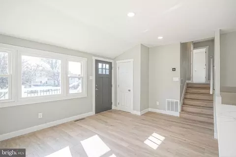 Living - 1036 Crest Rd, Pine Hill, NJ 08021 photo 1 of 1