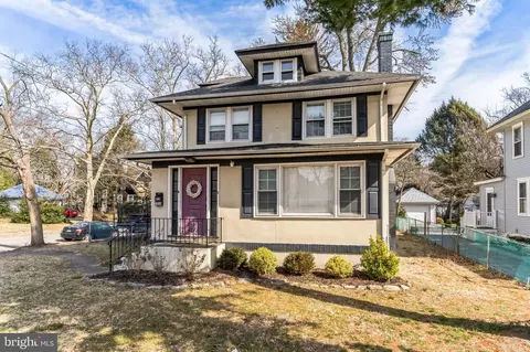 2804 Cove Rd, Pennsauken, NJ 08109