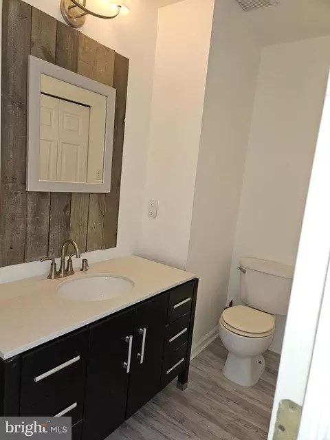 Bath - 45 Gristmill Ln, Laurel Springs, NJ 08021 photo 1 of 3
