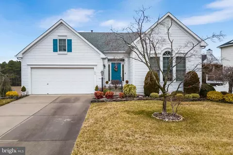 11 Raintree Dr, Sicklerville, NJ 08081