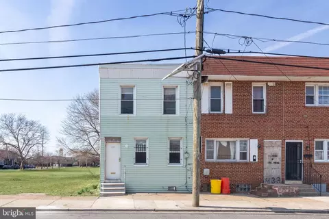 435 S 4th St, Camden, NJ 08103