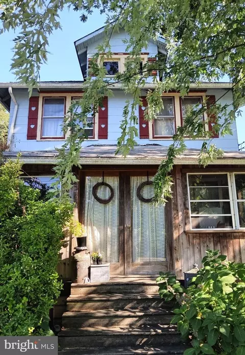 70 E Taunton Ave, Berlin, NJ 08009