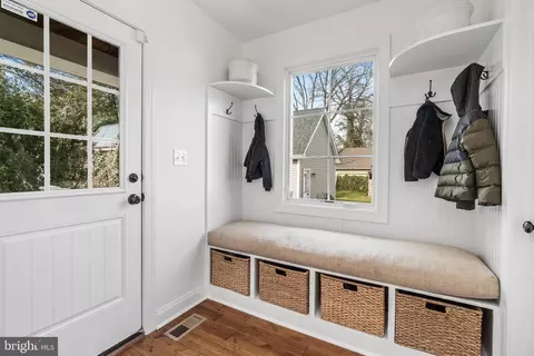 Entry Way - 345 E Park Ave, Haddonfield, NJ 08033 photo 1 of 4