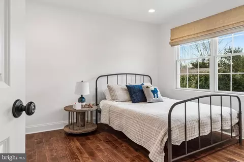 Bedroom - 345 E Park Ave, Haddonfield, NJ 08033 photo 3 of 6