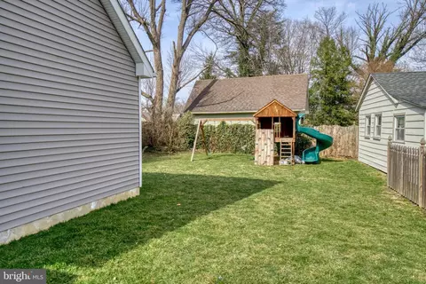 Exterior - 345 E Park Ave, Haddonfield, NJ 08033 photo 5 of 7