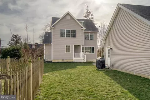 Exterior - 345 E Park Ave, Haddonfield, NJ 08033 photo 6 of 7