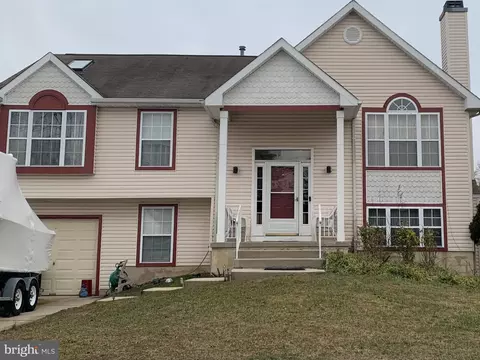 60 Peters Ln, Blackwood, NJ 08012