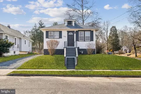 122 Princeton Ave, Clementon, NJ 08021
