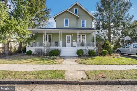 128 Carlisle Rd, Audubon, NJ 08106
