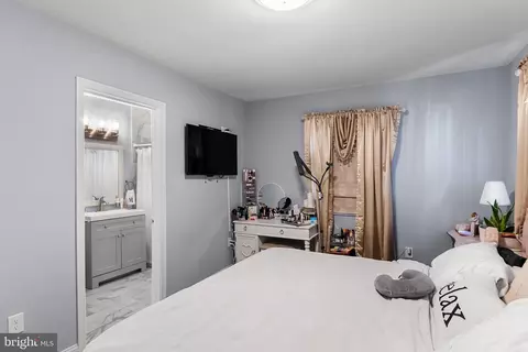 Bedroom - 128 State Ave, Lindenwold, NJ 08021 photo 2 of 5