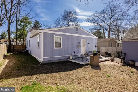 Exterior - 128 State Ave, Lindenwold, NJ 08021 photo 4 of 6