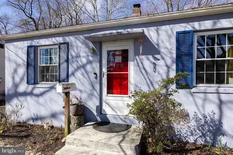 Exterior - 128 State Ave, Lindenwold, NJ 08021 photo 3 of 6