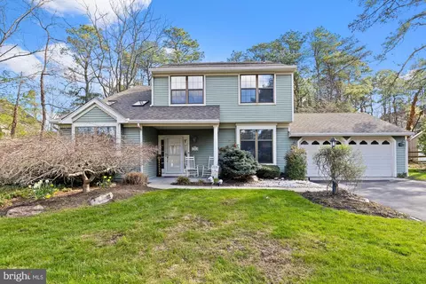 97 Tenby Chase Dr, Voorhees, NJ 08043