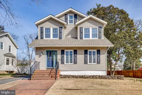 4702 Oak Ter, Pennsauken, NJ 08109