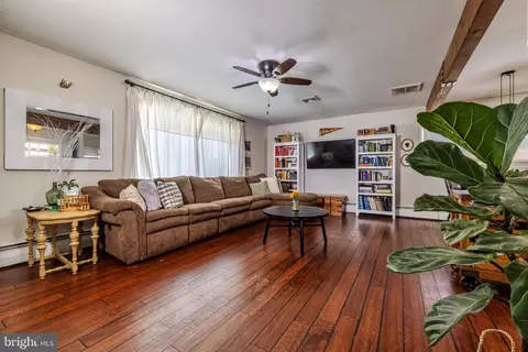 1004 Arline Ave, Glendora, NJ 08029