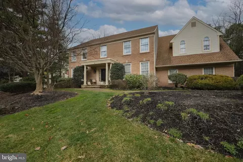 4 Oakwood Pl, Voorhees, NJ 08043