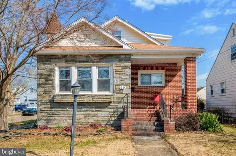29 Ridgeway Ave, Oaklyn, NJ 08107