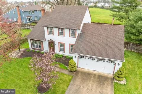 125 Apley Dr, Cherry Hill, NJ 08003