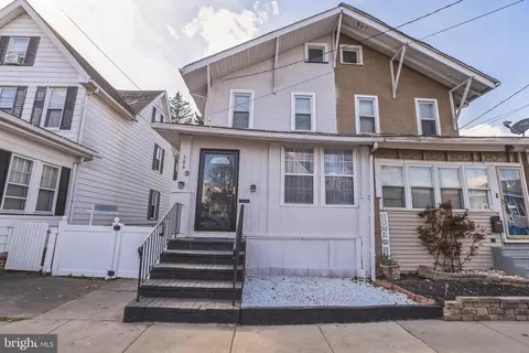 109 Parker Ave, Oaklyn, NJ 08107