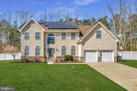 5 High Pointe Ridge Rdg, Sicklerville, NJ 08081