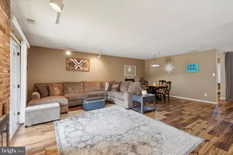 Living - 404 Bromley Est, Pine Hill, NJ 08021 photo 3 of 3