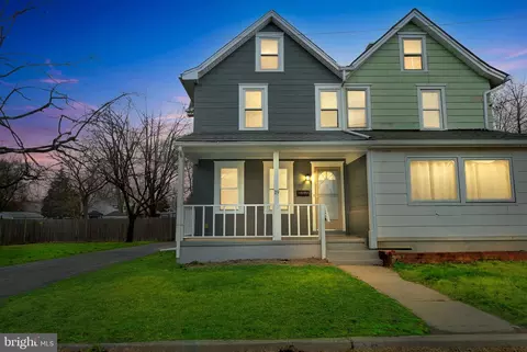 19 Mcclellan Ave, Berlin, NJ 08009