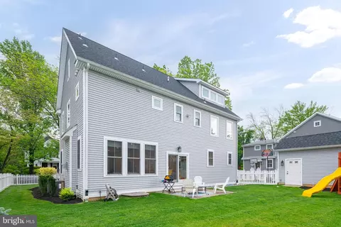 Exterior - 19 W Redman Ave, Haddonfield, NJ 08033 photo 4 of 5