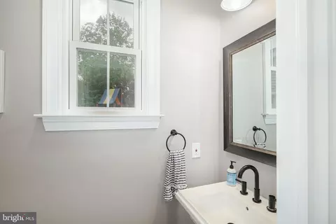 Bath - 19 W Redman Ave, Haddonfield, NJ 08033 photo 1 of 7