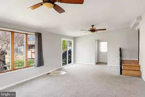 Living - 24 W Maple Ave, Lindenwold, NJ 08021 photo 2 of 2