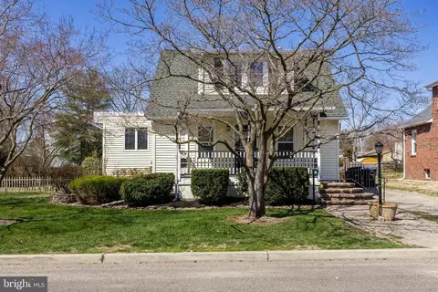 Exterior - 24 W Maple Ave, Lindenwold, NJ 08021 photo 3 of 8
