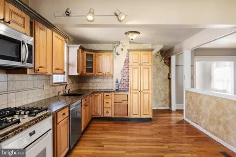 Kitchen - 24 W Maple Ave, Lindenwold, NJ 08021 photo 2 of 3