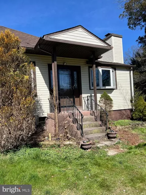 385 Tansboro Rd, Berlin, NJ 08009