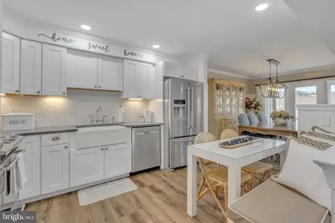 209 Society Hl, Cherry Hill, NJ 08003