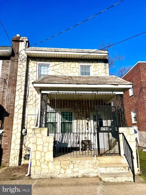 1765 Pershing St, Camden, NJ 08104