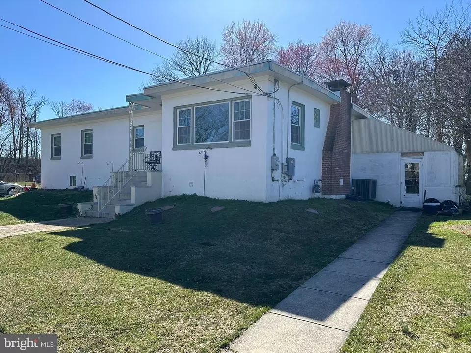 114 S King St, Magnolia, NJ 08049 | 2 Photos - Movoto
