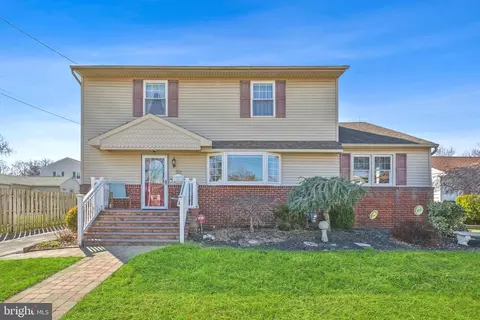 50 Ward Ave, Audubon, NJ 08106